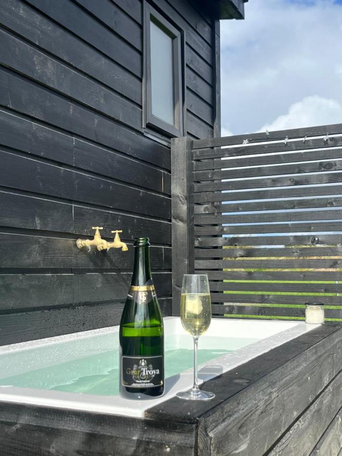 Wild Hideaways Luxury Lodges And Eco Spa Bantry Buitenkant foto